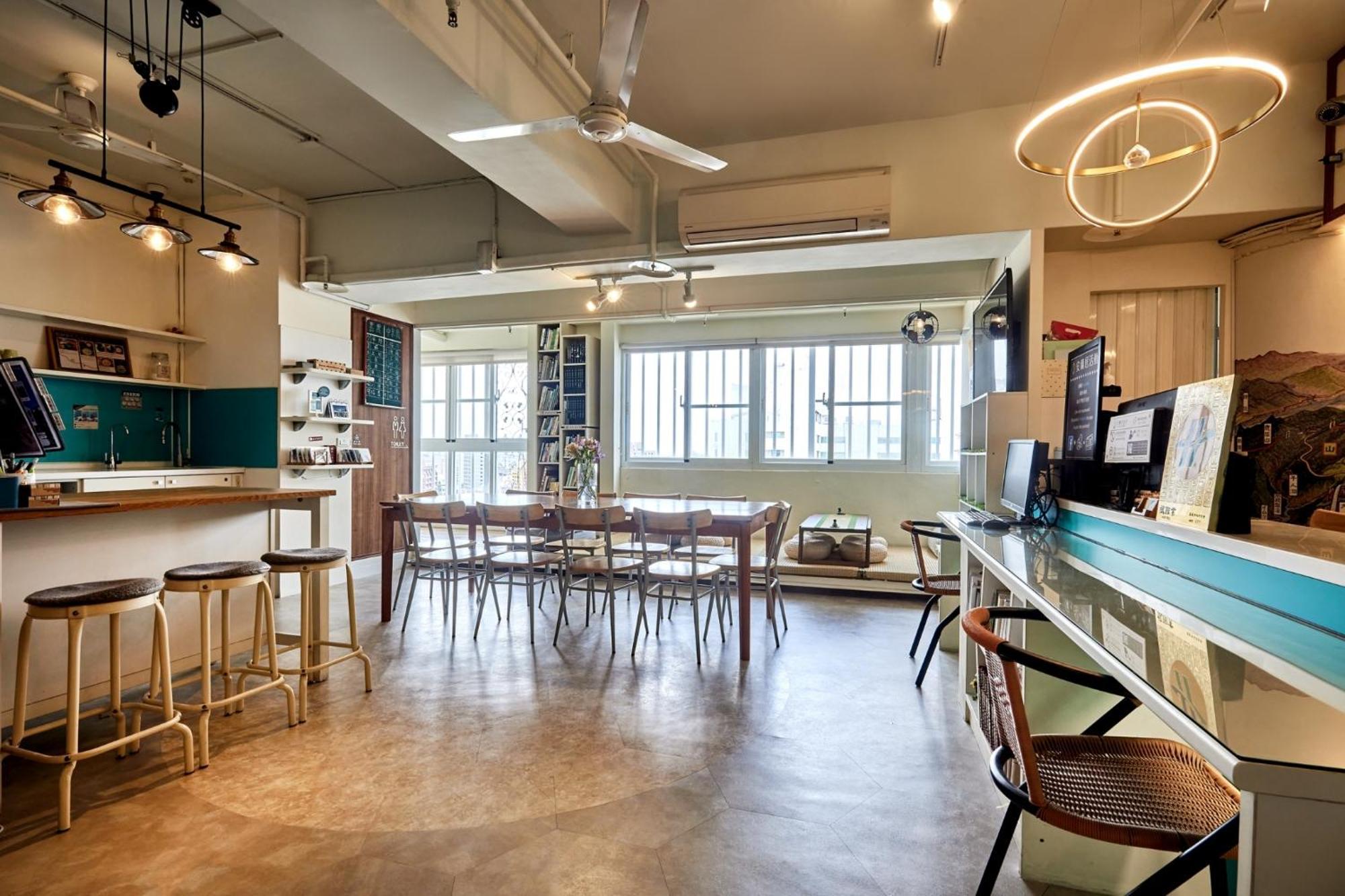 安蘭居旅店 An Lan Jie Hotel Città di Chiayi Esterno foto